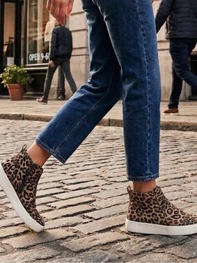 Naturalizer Miranda cheetah prnt side zp snkr sole ankl boots WM 7.5 mobwife
